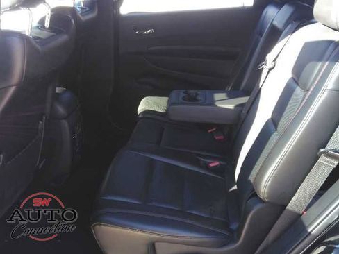 Used 2024 Dodge Durango GT image 11