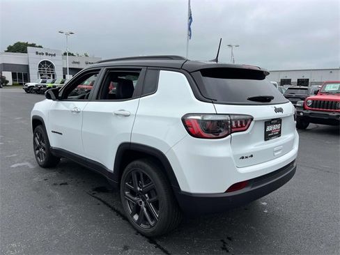 New 2025 Jeep Compass Limited w/ Sun & Sound Group image 5