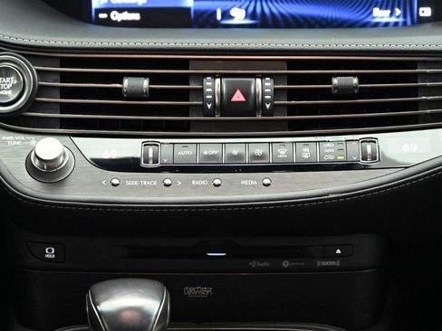 Used 2018 Lexus LS 500 w/ Luxury Package image 38