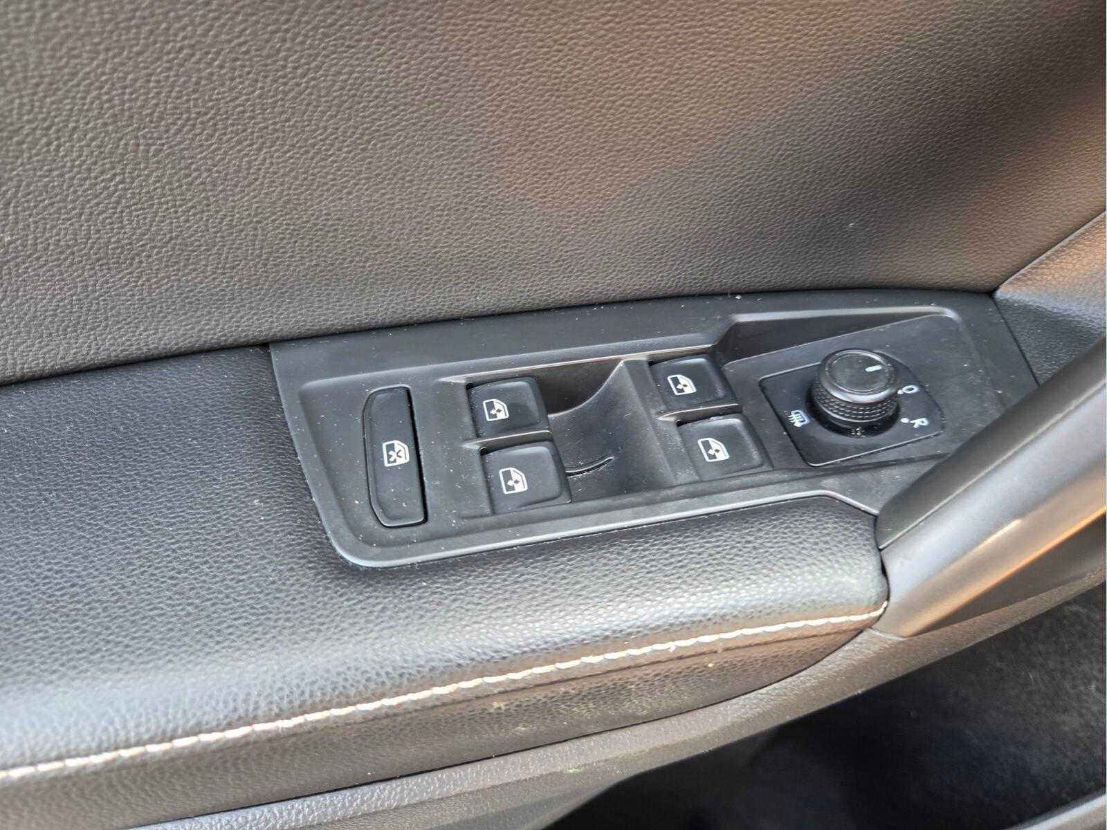 Used 2022 Volkswagen Tiguan S FWD image 22
