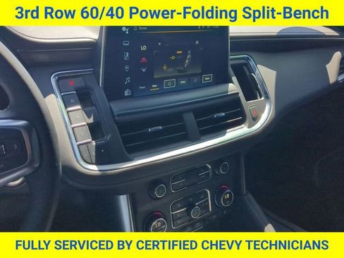 Used 2024 Chevrolet Suburban Z71 w/ Luxury Package AWD/4WD image 37