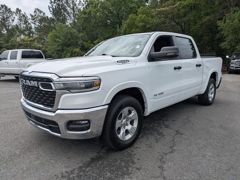Used 2025 RAM 1500 Big Horn AWD/4WD image 8