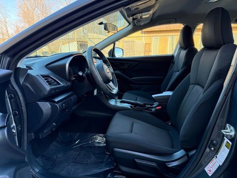 Used 2019 Subaru Impreza 2.0i Premium image 11
