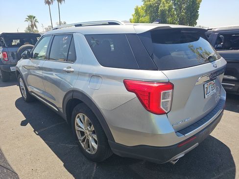 Used 2023 Ford Explorer Limited RWD image 4