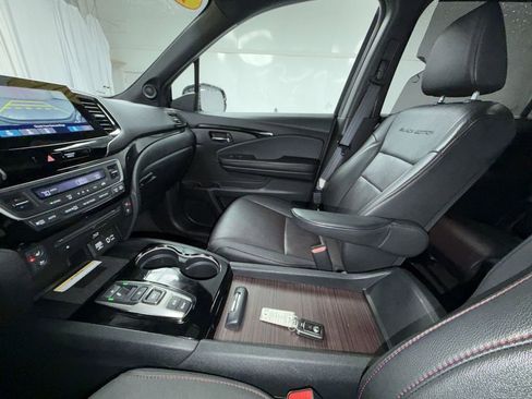 Used 2021 Honda Pilot Black Edition image 20