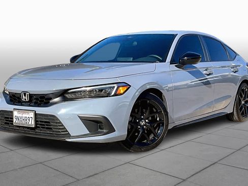 Used 2024 Honda Civic Sport image 2