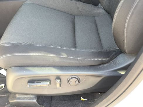 Used 2024 Honda CR-V EX image 15