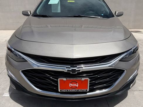 Used 2024 Chevrolet Malibu RS FWD image 2