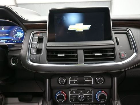 Used 2024 Chevrolet Suburban Premier w/ Premium Package 2 image 10