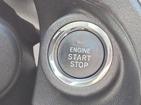 Used 2023 Subaru Forester Limited image 23