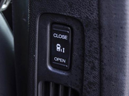 Used 2023 Honda Odyssey EX-L image 28