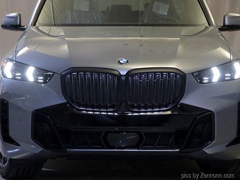 Used 2026 BMW X5 xDrive40i w/ M Sport Package image 6