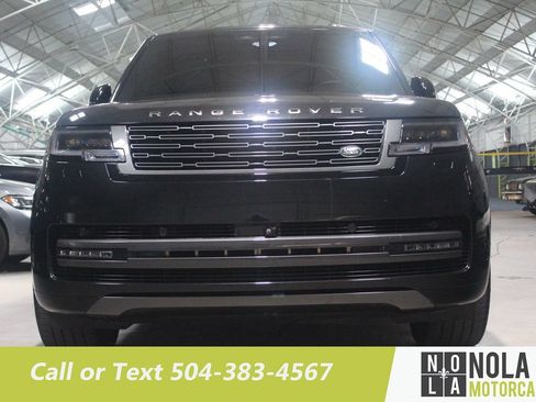 Used 2024 Land Rover Range Rover SE AWD/4WD image 8