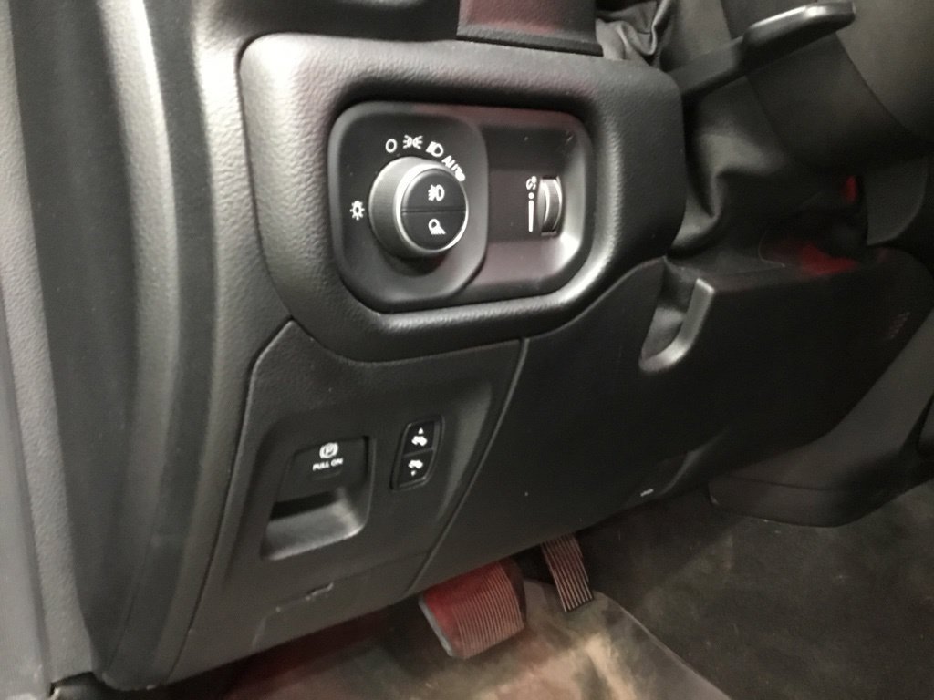 Used 2020 RAM 1500 Big Horn AWD/4WD image 8