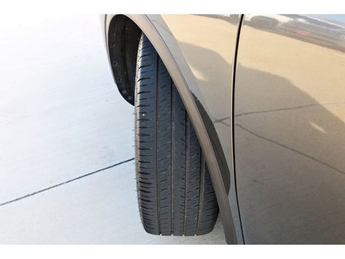 Used 2020 Ford Escape Titanium image 31