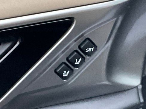 Used 2021 Subaru Outback Limited image 30