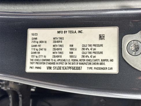 Used 2023 Tesla Model 3 Standard Range RWD image 29