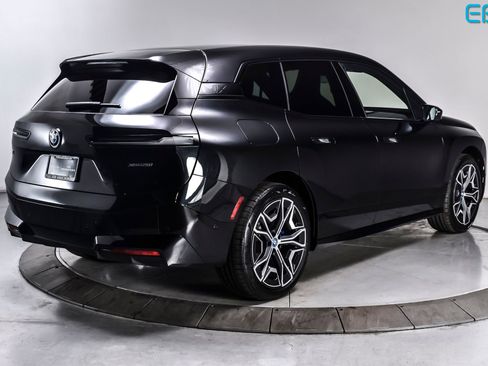 Used 2025 BMW iX xDrive50 w/ Sport Package AWD/4WD image 6