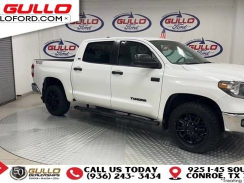 Used 2021 Toyota Tundra SR5 w/ SR5 Upgrade Package AWD/4WD image 2