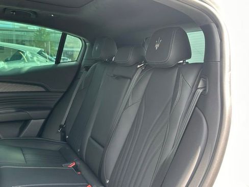Used 2025 Maserati Grecale GT image 8