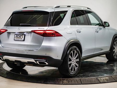 Used 2025 Mercedes-Benz GLE 350 4MATIC image 4