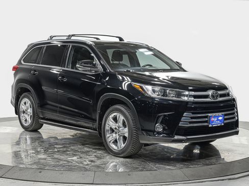 Used 2018 Toyota Highlander Limited image 9