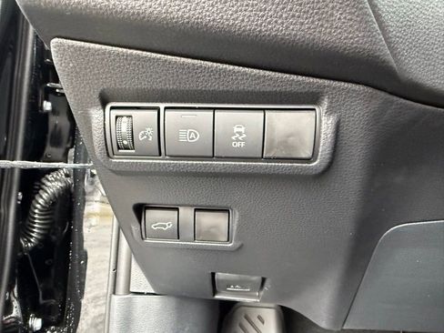 New 2026 Toyota Corolla Cross XLE AWD/4WD image 21