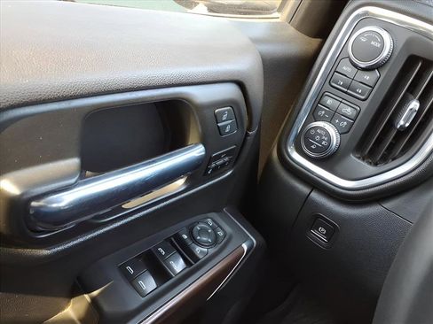 Used 2021 GMC Sierra 1500 SLT image 15