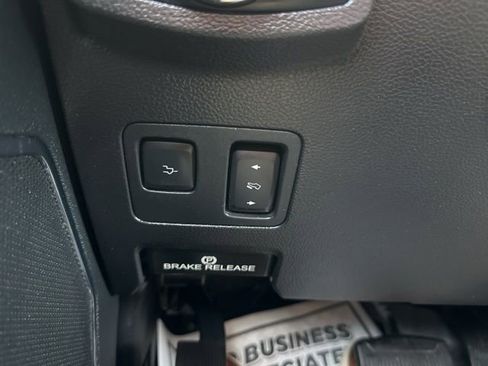 Used 2019 Ford F250 Lariat w/ Lariat Ultimate Package image 28