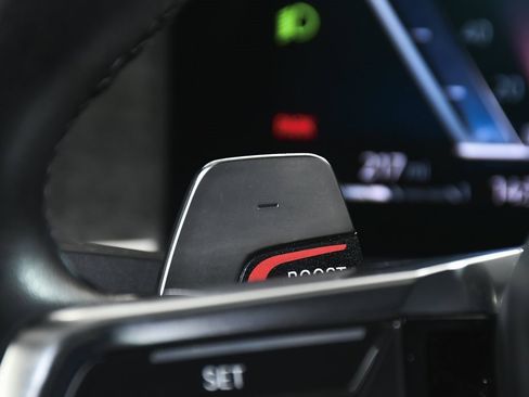 Used 2024 BMW 740i xDrive 740i xDrive image 63