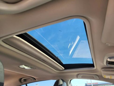 Used 2020 Subaru Crosstrek 2.0i Limited w/ Moonroof Package image 10