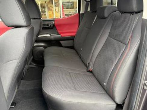 Used 2022 Toyota Tacoma SR5 image 18