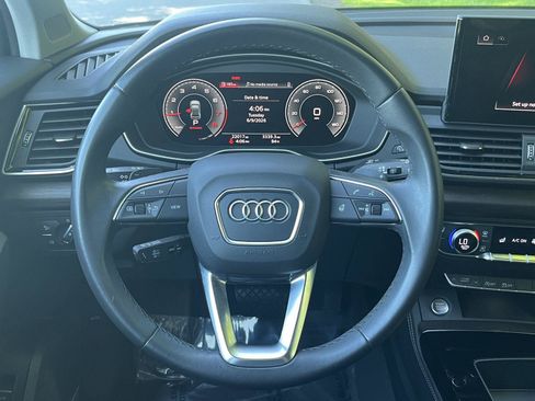 Used 2023 Audi Q5 2.0T Premium Plus w/ Premium Plus Package AWD/4WD image 38