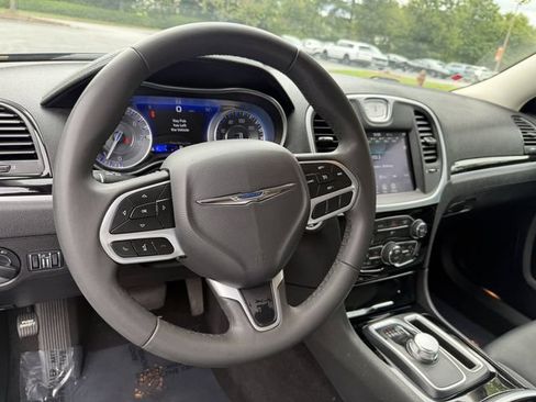Used 2023 Chrysler 300 Touring w/ Sport Appearance Package RWD image 12