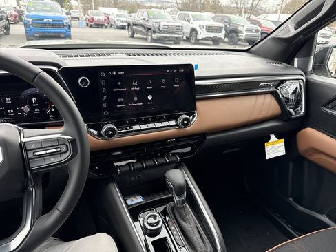 New 2026 GMC Canyon AT4 w/ Nightfall Essentials Package image 22