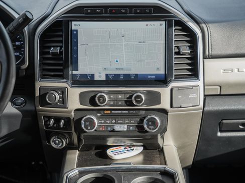 Used 2022 Ford F350 Lariat w/ Lariat Ultimate Package image 28