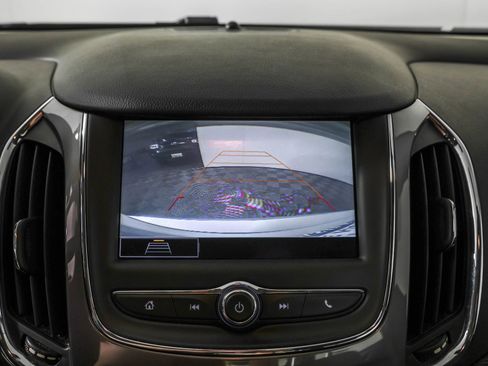 Used 2019 Chevrolet Cruze LT image 8