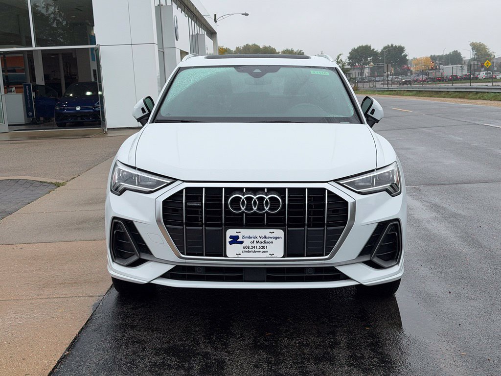 Used 2021 Audi Q3 2.0T Premium Plus w/ Premium Plus Package AWD/4WD image 5