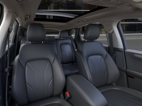 New 2025 Ford Escape SE w/ PHEV Premium Package FWD image 40