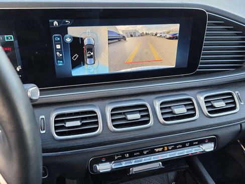 Used 2025 Mercedes-Benz GLS 450 GLS 450 image 10