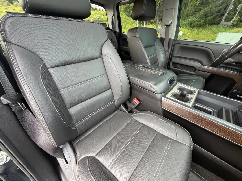 Used 2017 GMC Sierra 2500 Denali AWD/4WD image 42