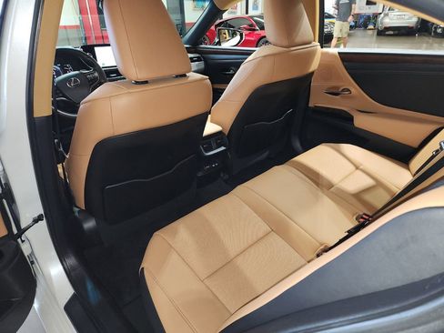 Used 2023 Lexus ES 300h image 72