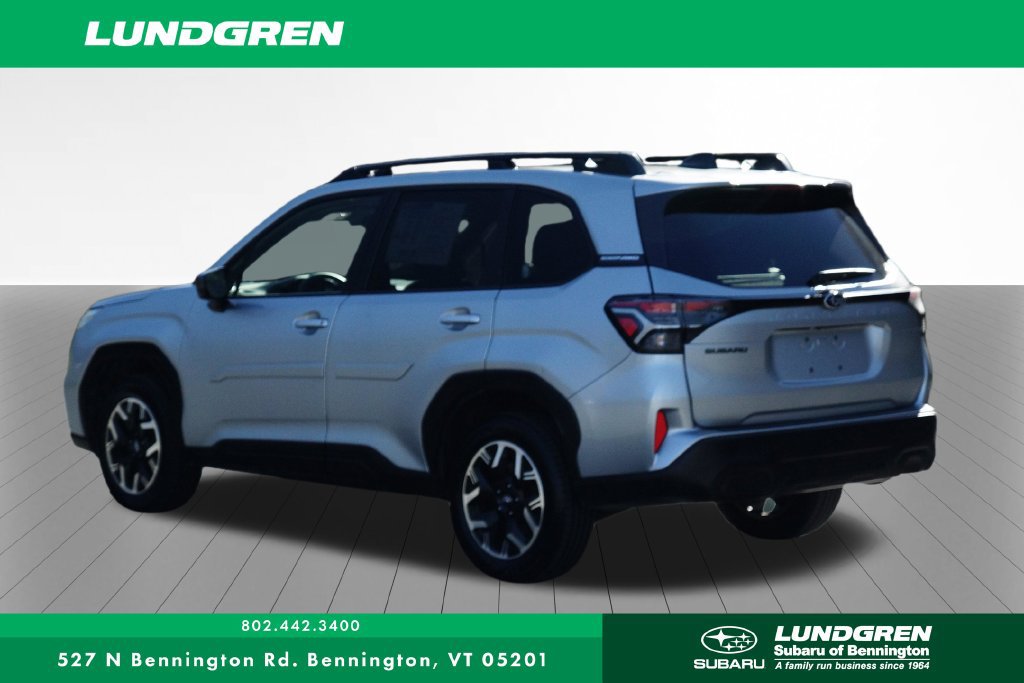 Used 2025 Subaru Forester Premium AWD/4WD image 29