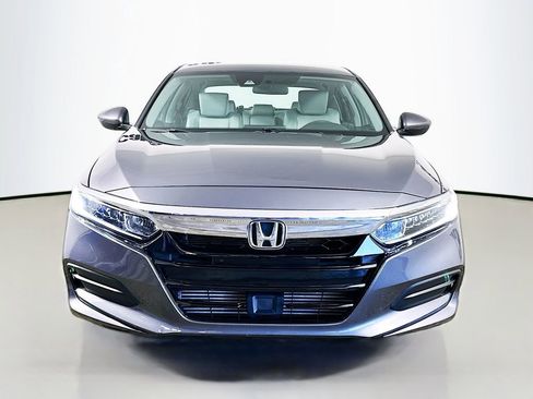 Used 2018 Honda Accord LX image 2