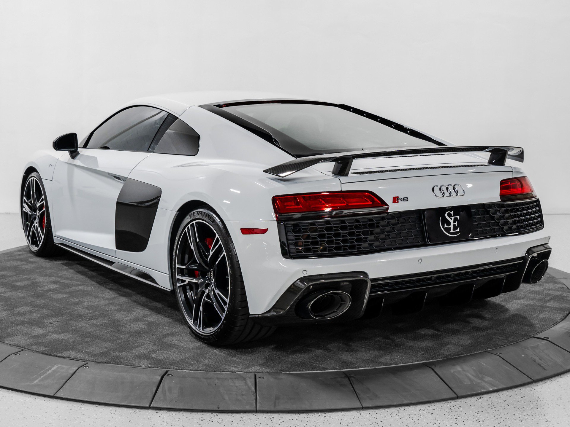 Used 2023 Audi R8 V10 performance AWD/4WD image 6