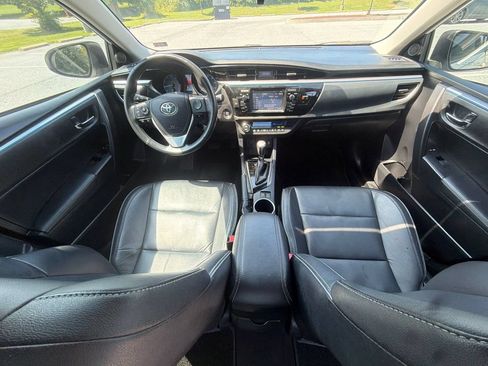 Used 2015 Toyota Corolla S Premium FWD image 15