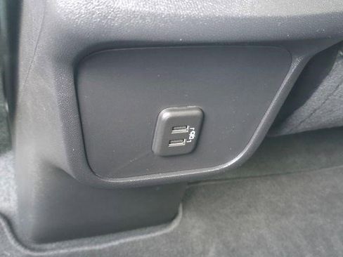 Certified 2024 Chevrolet Equinox RS FWD image 19