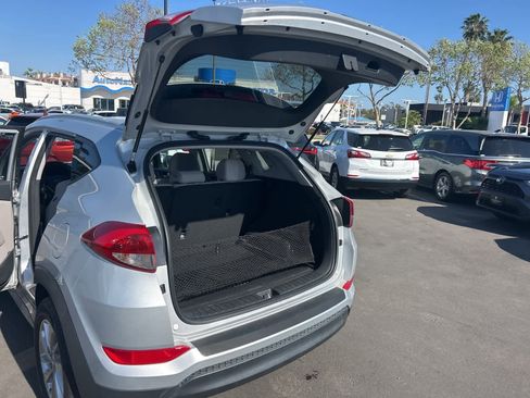 Used 2018 Hyundai Tucson SEL image 23