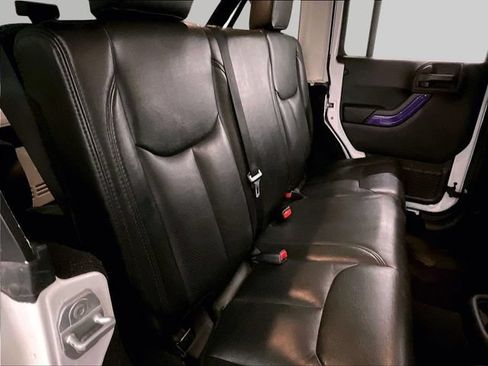 Used 2013 Jeep Wrangler Unlimited Sport AWD/4WD image 27