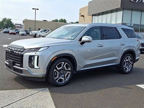 Certified 2024 Hyundai Palisade Limited AWD/4WD image 4